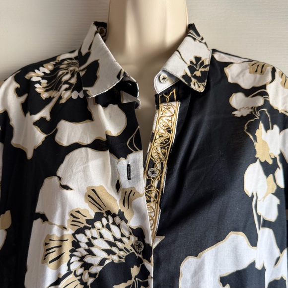 Robert Graham Women’s Shirt Floral Hadley Short Sleeve - Picture 3 of 12